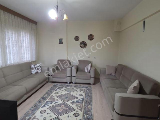 Kaymak Emlaktan Carşı Merkezde 3+1 Satılık Daire