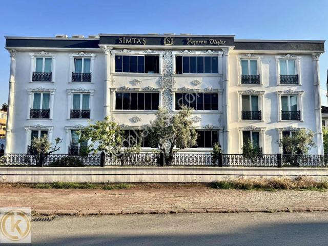 Kaymak Emlaktan Serdivan Avm Civarı 3+1 150 M2 Satılık Lüx Daire