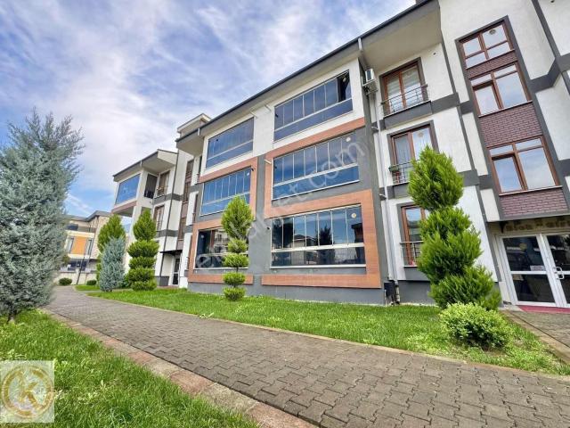 Kaymak Emlaktan Serdivan Köprübaşı Mah. 3+1 135m2 Satılık Daire