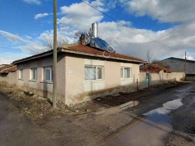 Kaymen Emlak Alpu Merkezde 1633 M2 Arsa Üzerine 2 Adet Müstakil