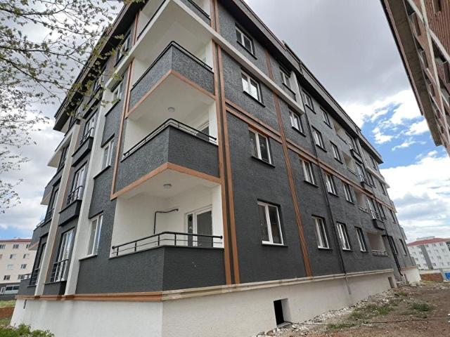 KAYRA'M EMLAKTAN KIRKLARELİ İSTASYON MAH. 2+1 DAİRE