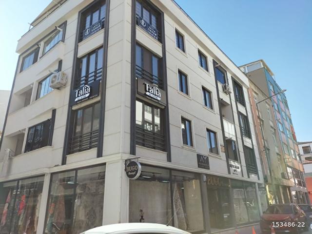 KAYRA'M EMLAKTAN KIRKLARELİ MERKEZ POSTANE ARKASI 2+1 DAİRE