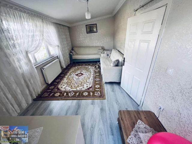 Kazımkarabekir Metro Durağın'da Acil Satılık 90m2 2+1 Daire