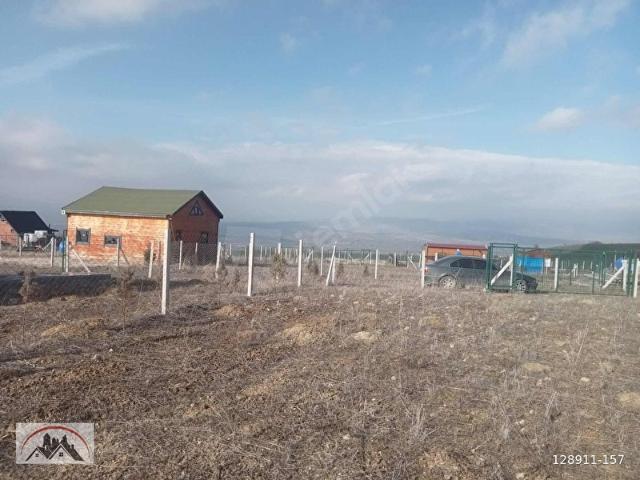 KAZAN KILIÇLAR'DA TEL ÖRGÜSÜ ELEKTİRİĞİ SUYU HAZIR 500 M2