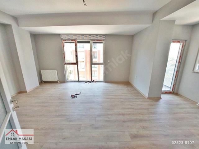 Kazaskerde Minibüs Caddesine Yakın Sıfır Binada 3+1 Balkonlu Daire EMLAK MASASI