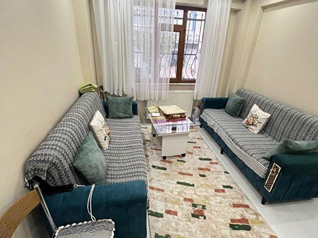 KAZIM KARABEKİR MAH. METRO YAKIN 8 YILLIK ! 2+1,80m2,Yüksek Giriş,Krediye Uygun,FIRSAT SATILIK DAİRE