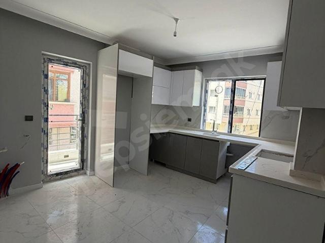 KAZIM KARABEKİR MH'DE 2+1 FULL+FULL ASANSÖRLÜ SIFIR_BİNADA DAİRE