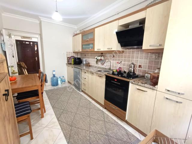 Kazimiye Mah. 3+1 /136 M2 Ebeveyn Banyolu Site İçi Kiralık Daire