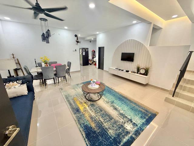 Kg Jawa Good Condition Double Storey House
