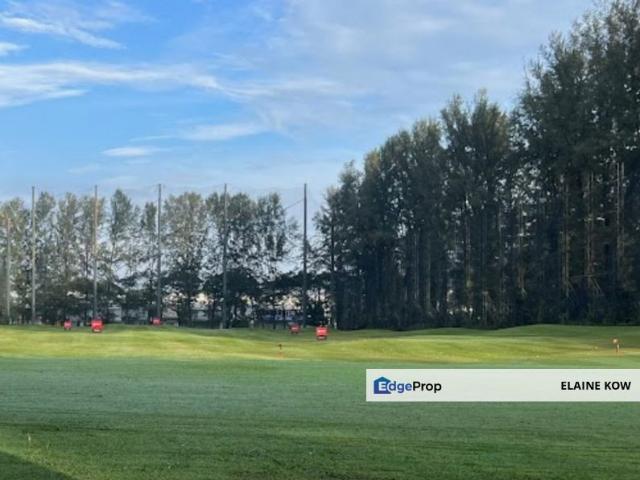 KGSAAS Golf Club, Seksyen 13