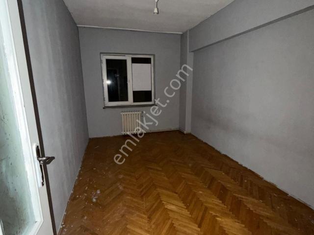 Kd198 deliklitaş Mh Cadde Üzeri 2+1 Ara Kat Kiralık Daire