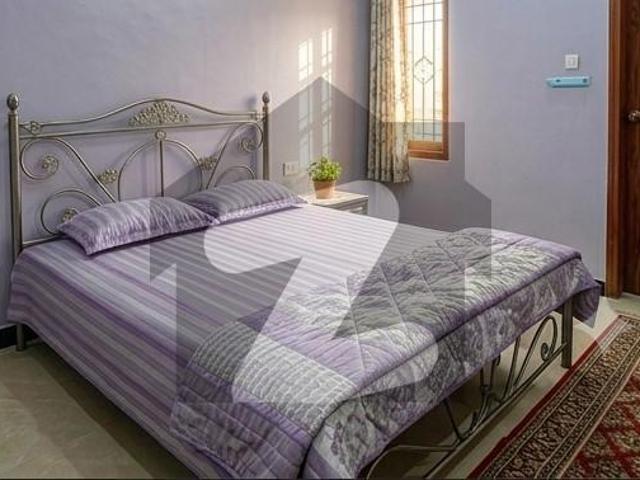 Kda allotment kmc leased 60 feet road facing 200 square yards house + 3 shops for sale orangi town sector 11