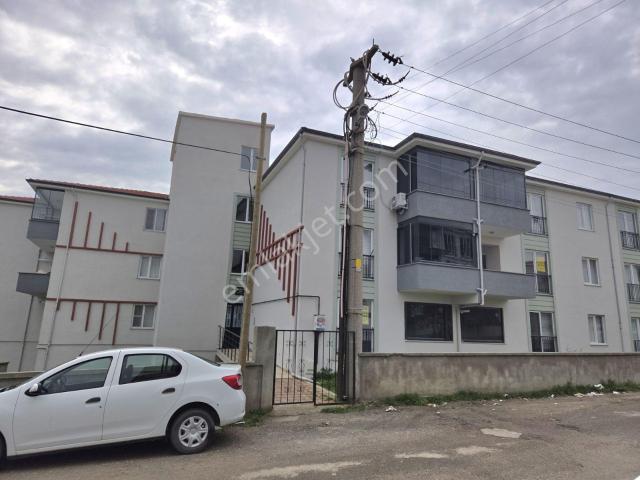 Keşan'da Askeriye Ve Üniversiteye Yakın Satılık 1+1 Daire