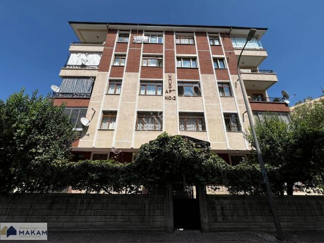 Keçeciler Mah. Uhud Apartmanı Satılık 3+1 Sıfır Ayarında Daire