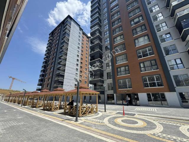 Keşif'ten Güvenlikli Site İçerisnde Geniş Kullanımlı Kiralık 1+1
