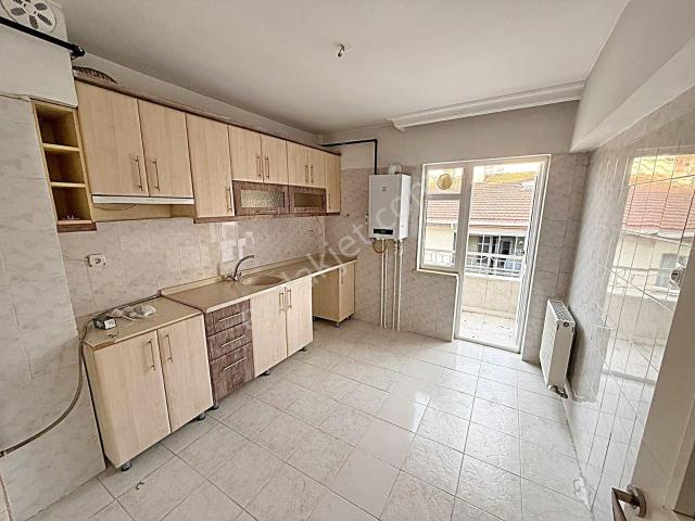 Keçiören Atapark Göbekte 3+1 Katta Kök Tapu Daire