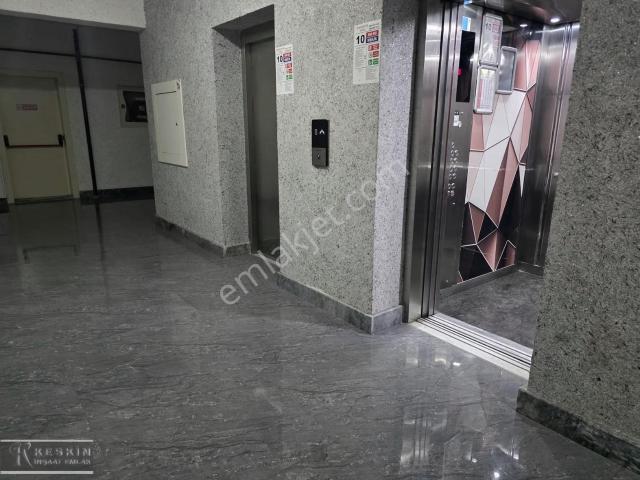 Keçiören Osmangazi Mah Site İçinde Satılık 3+1 Daire