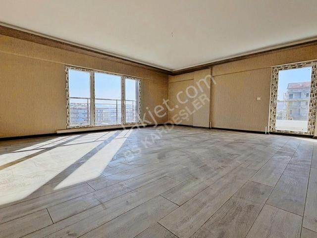 Keçiörende Full Yapılı Masrafsız 2. Kat İsakanlı 2+1 Daire