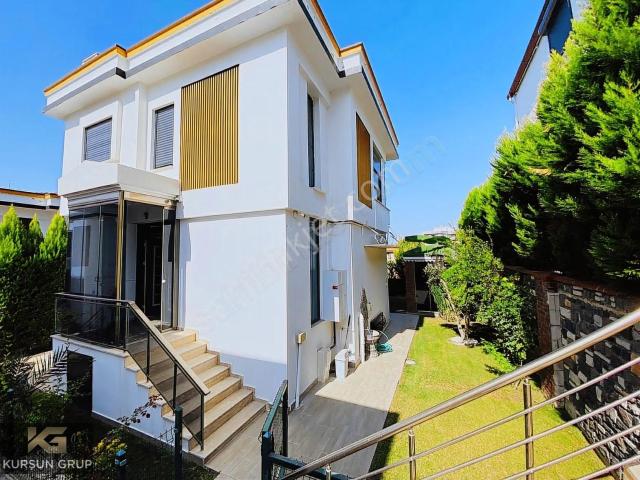 Keçiliköy Mah. Villalar Bölgesinde 4+1 Full Lüx Geniş Boş Villa