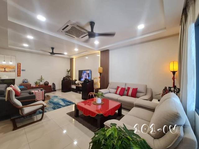 Kemuning Utama Indah Residence 2 Storey 22x70 Fully Renovated Tip Top