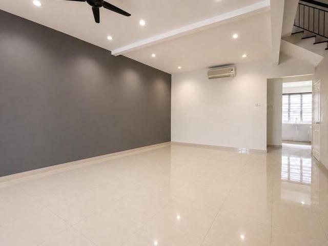 Kemuning Utama Indah Residence Double Storey House nearby Bukit Rimau