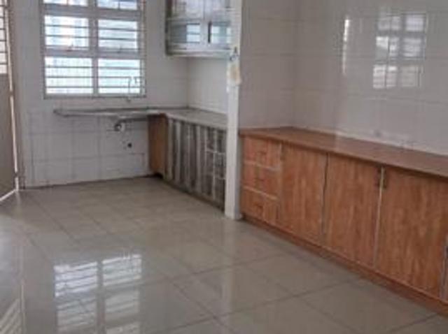 Kemuning Damai 2sty Well kept house