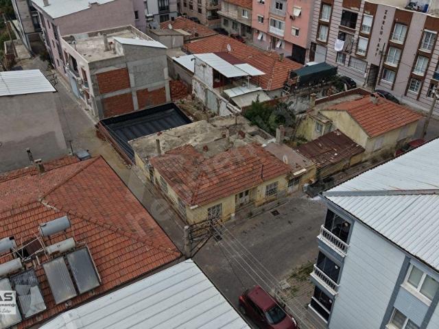 Kemalpaşa Armutlu Satılık 3Kat İmarlı Bitişik Nizam Köşe Parsel