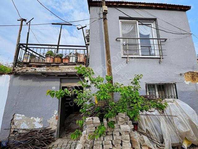Kemalpaşa Bağyurdu Merkezi Konumda Satılık 2 Katlı Müstakil Ev