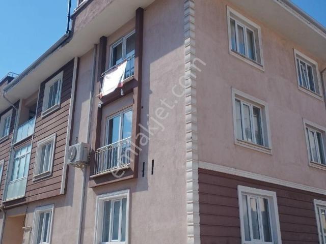 Kemalpaşa Mahallesinde 6+1 240 M2 Dubleks Eşyalı Kiralık Daire