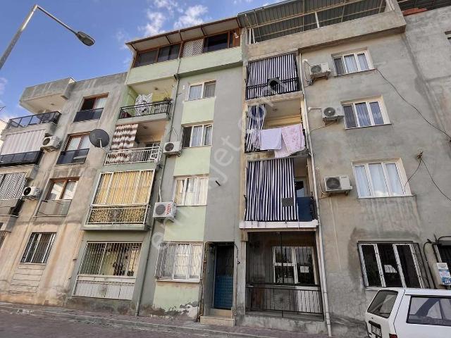 Kemalpaşa Mehmet Akif Ersoy Satılık 3+1 70 M2 Daire