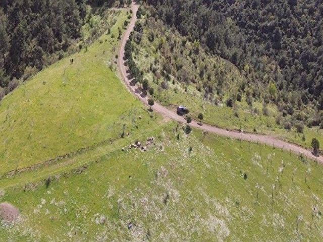 Kemalpaşada Çevreye Hakim Çok Özel Bir Tepe 13.419 M2 Arazi