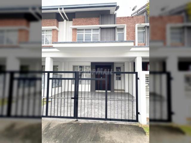 KEMASUKAN SEGERA | LIVIA | 2 Storey Terrace with Kitchen Cabinet, Aircond, Heater