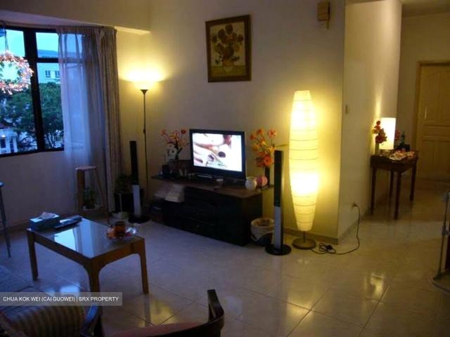 Kembangan Court D14, Apartment