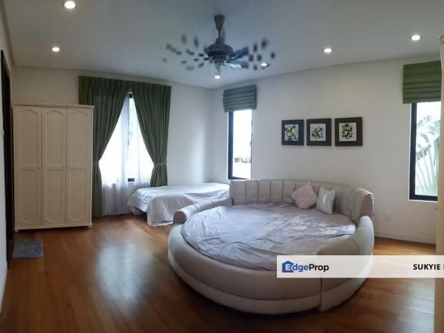 Ara Hill Condominium