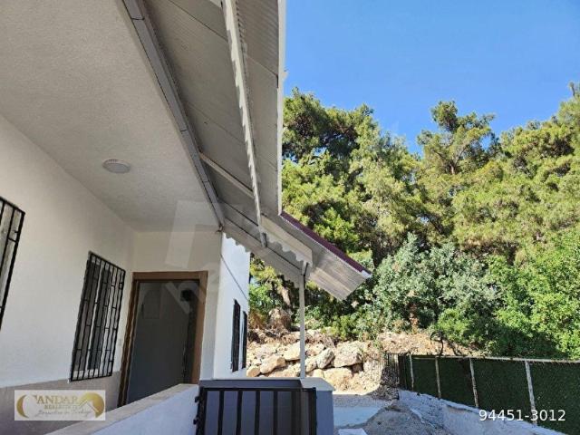 KEMER BELDİBİNDE DENİZE 500M 594 M ARSA İÇİNDE 3 DAİRELİ BİNA TURİZM İMARLI KİRACILI YATIRIM