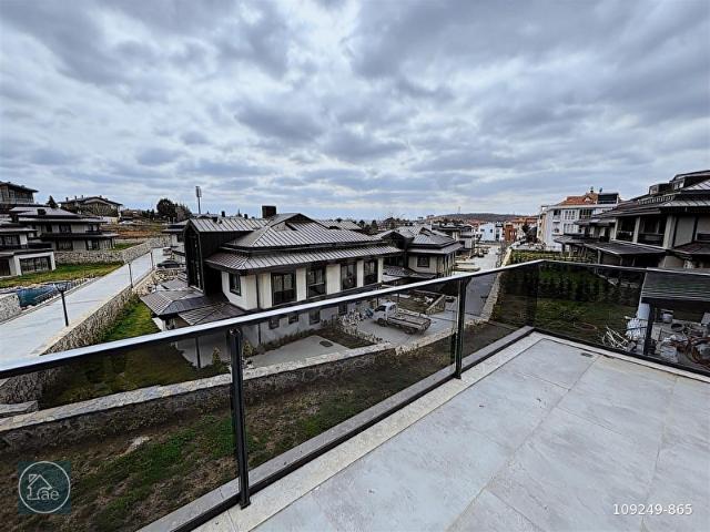 Kemer Country Su Evleri Satılık Mustakil Villa