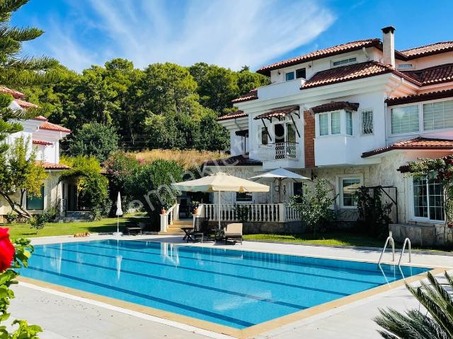 Kemer Kiriş'te Satılık Tripleks Villa.услуги На Русском!
