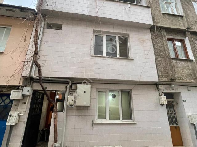 Kemercesme De Satilik Triplex Bina