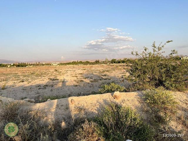 Kemerhisar merkezde Sulu Verimli Arazi Yatırımlık 6104 m2