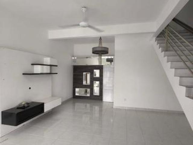 Kempas Double Storey Terrace House for rent Unblock View