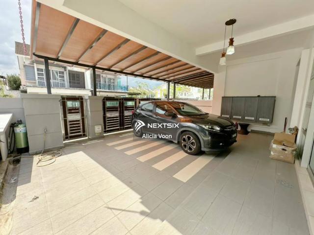 Kempas Indah Single Storey Terrace