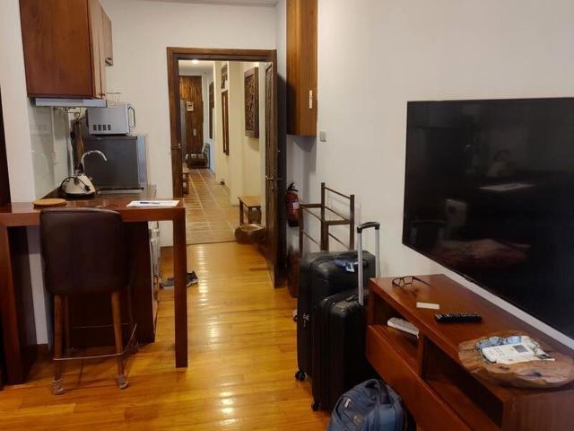 Kempas Road D12, Condominium