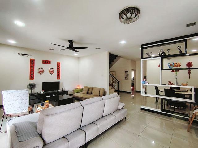 Kempas Utama Fully Renovated Unblock View Double Storey Setia Tropika