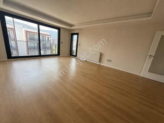 Kent Gayrimenkul'den Barankaya Sitesinde 3+1 Kiralık Lüks Daire