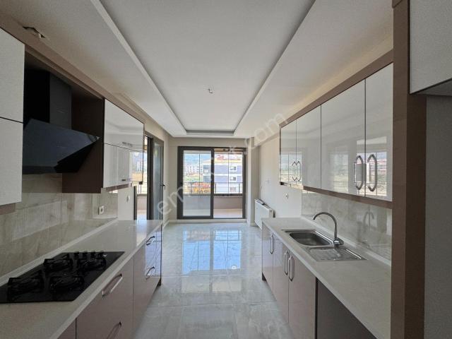 Kent Gayrimenkul'den Kiralık 3+1 Mükemmel Daire