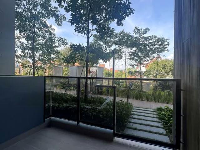 Kent Ridge Hill Residences D5, Apartment