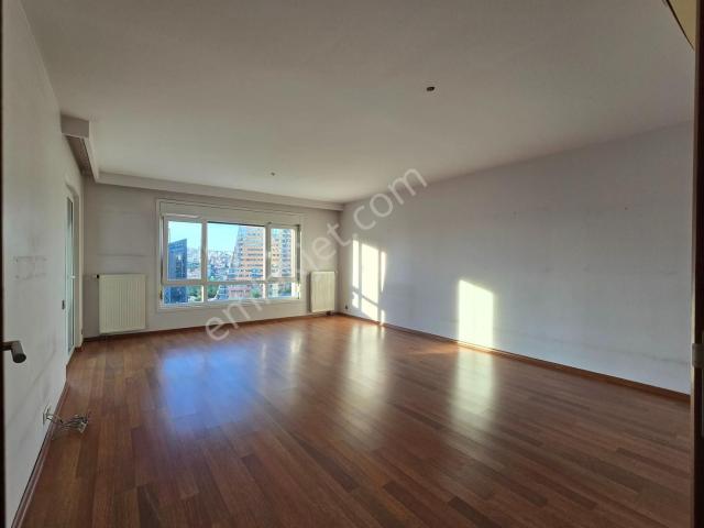 Kentplus 3350 Ada kapalı Balkonlu Ebeveynli Bakımlı 3+1/145m2