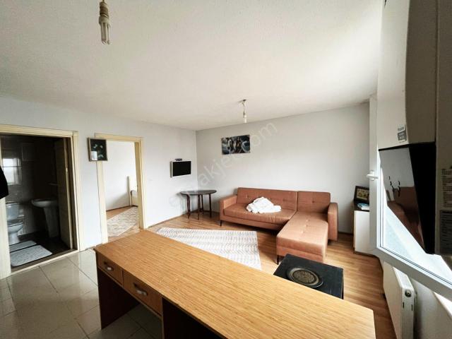 Kent'ten Jandarma Yakını Eşyalı Kiralık 1+1 Daire.