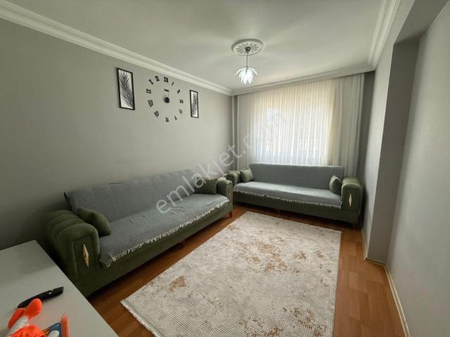 Kent'ten Saat Kulesi Dibinde Ara Kat Kupon 3+1 Fırsat Daire
