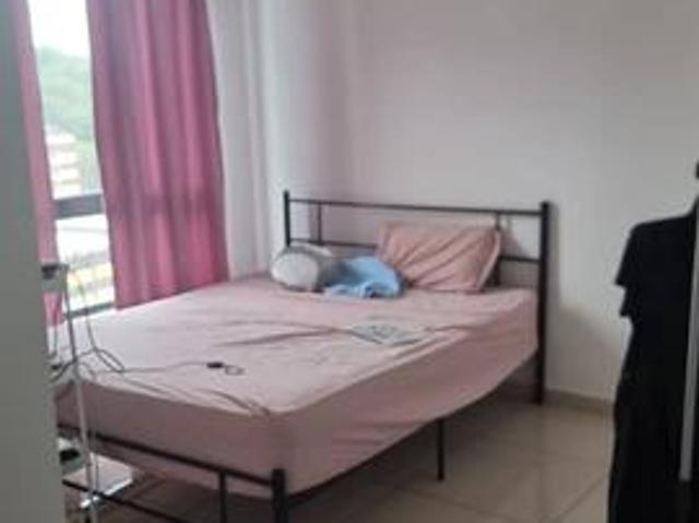 Kenwingston Avenue Condo For Sale Near MRT LRT 870 Sq Ft